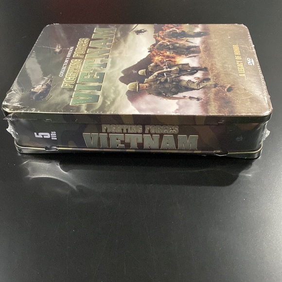 NEW: Fighting Forces Vietnam (Collector’s Edition) - DVD Set - Picture 3 of 6
